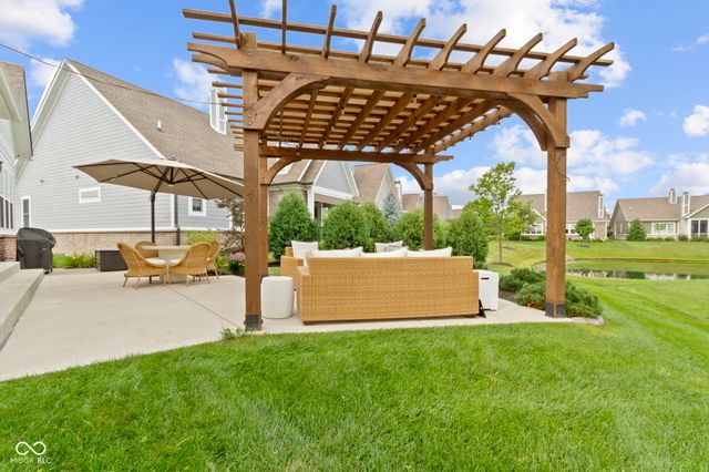 15120 Mooring Circle E, Carmel, IN 46033