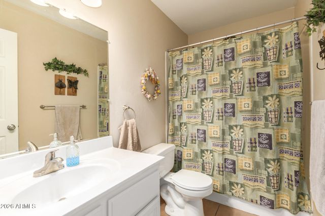 628 W CAMINO Circle, Mesa, AZ 85201