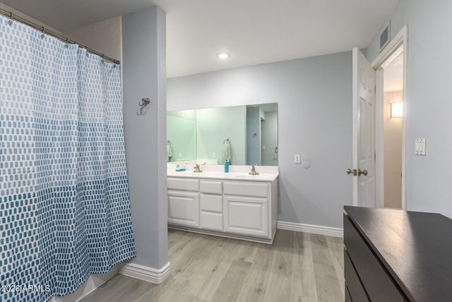 628 W CAMINO Circle, Mesa, AZ 85201