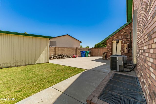 628 W CAMINO Circle, Mesa, AZ 85201