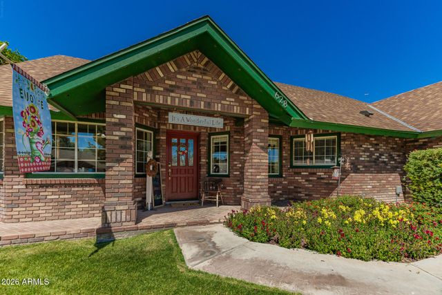 628 W CAMINO Circle, Mesa, AZ 85201