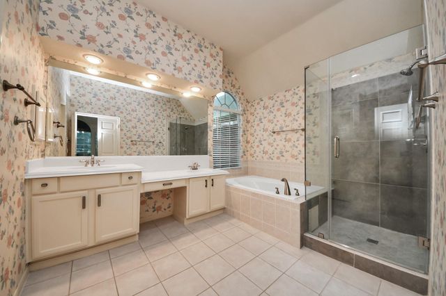 1123 Spinnaker Way, Sugar Land, TX 77498
