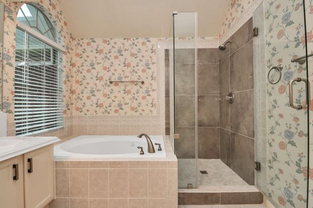 1123 Spinnaker Way, Sugar Land, TX 77498
