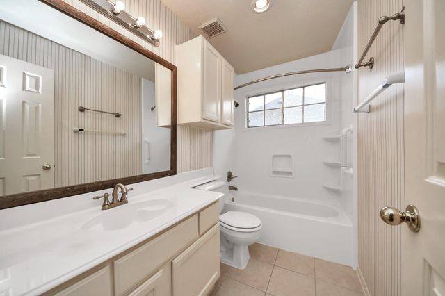 1123 Spinnaker Way, Sugar Land, TX 77498