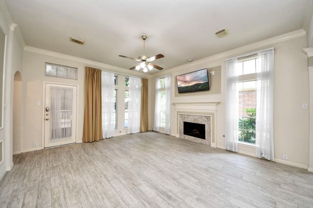 1123 Spinnaker Way, Sugar Land, TX 77498