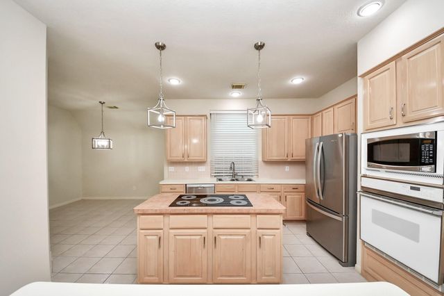 1123 Spinnaker Way, Sugar Land, TX 77498