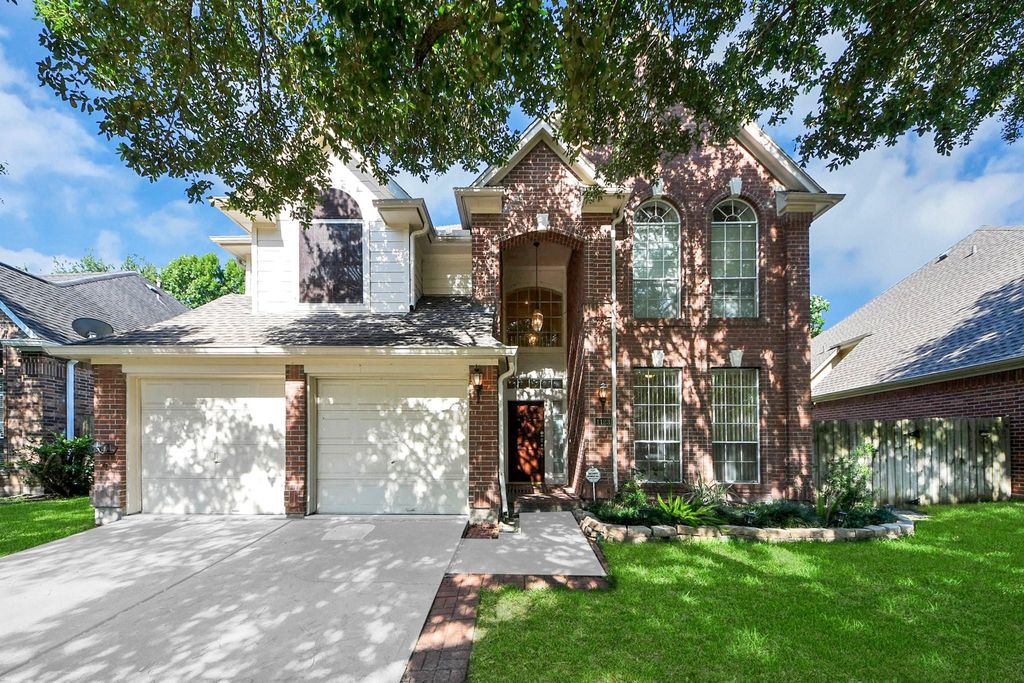 1123 Spinnaker Way, Sugar Land, TX 77498
