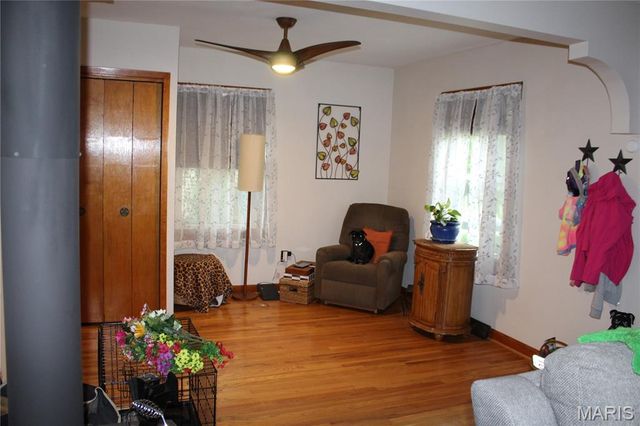 3430 Eastridge Lane, St Ann, MO 63074