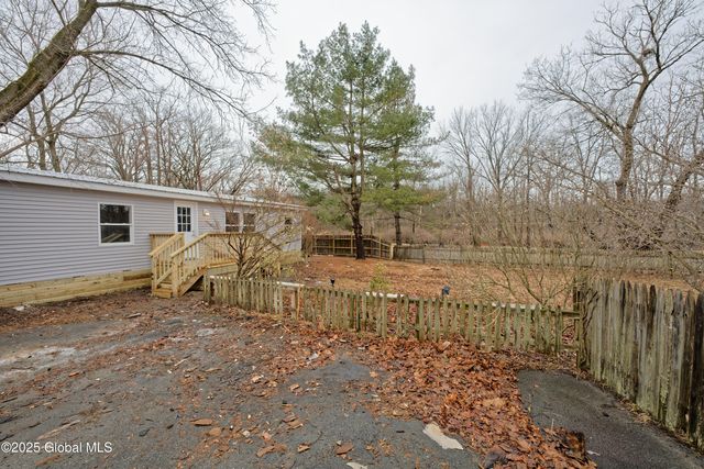 1826 Brookview Road, Schodack, NY 12033
