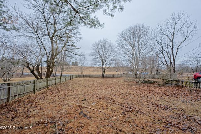 1826 Brookview Road, Schodack, NY 12033