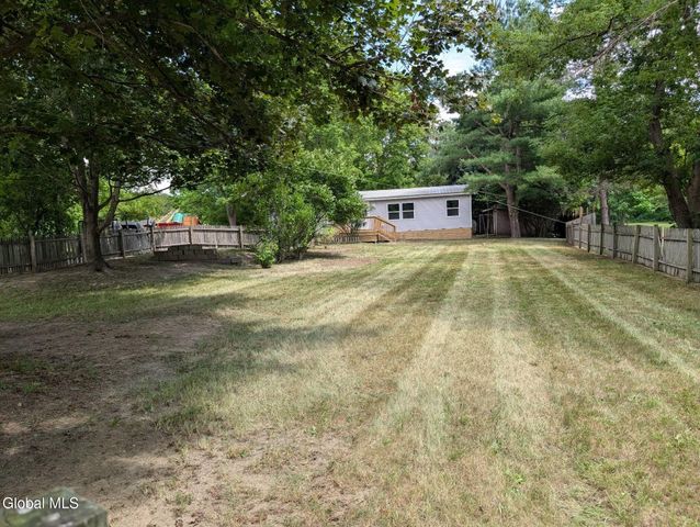 1826 Brookview Road, Schodack, NY 12033