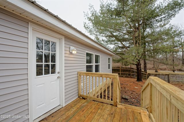 1826 Brookview Road, Schodack, NY 12033