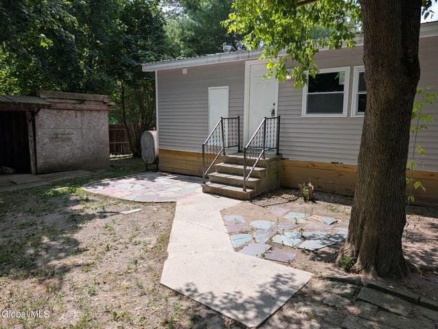 1826 Brookview Road, Schodack, NY 12033