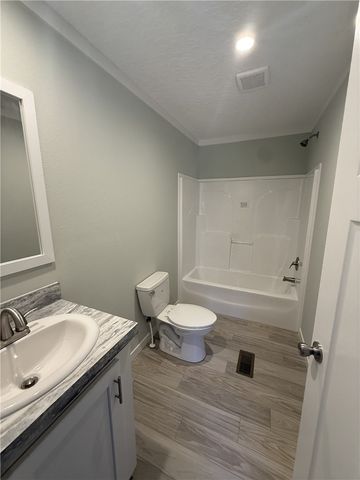 108 Candlestick Lane, Seneca, SC 29678