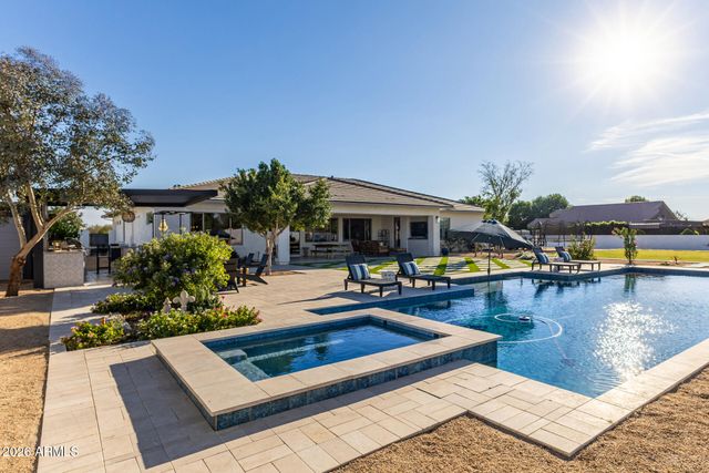 23000 E MCCOWAN Court, Queen Creek, AZ 85142