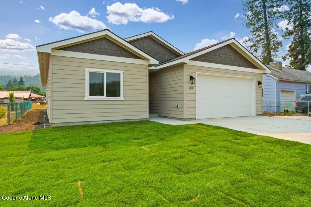 509 S 3rd ST, Pinehurst, ID 83850 photo 3