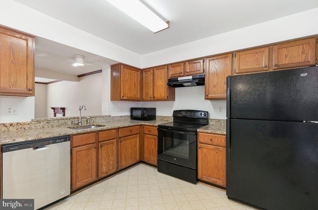 Image 14 of property listing at 4663 HALLOWED STRM, Ellicott City, MD 21042