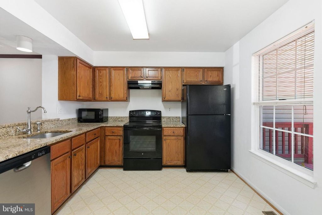 Image 15 of property listing at 4663 HALLOWED STRM, Ellicott City, MD 21042