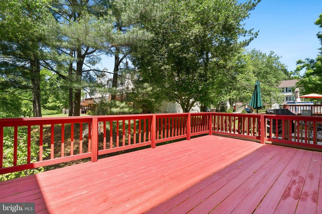 Image 36 of property listing at 4663 HALLOWED STRM, Ellicott City, MD 21042