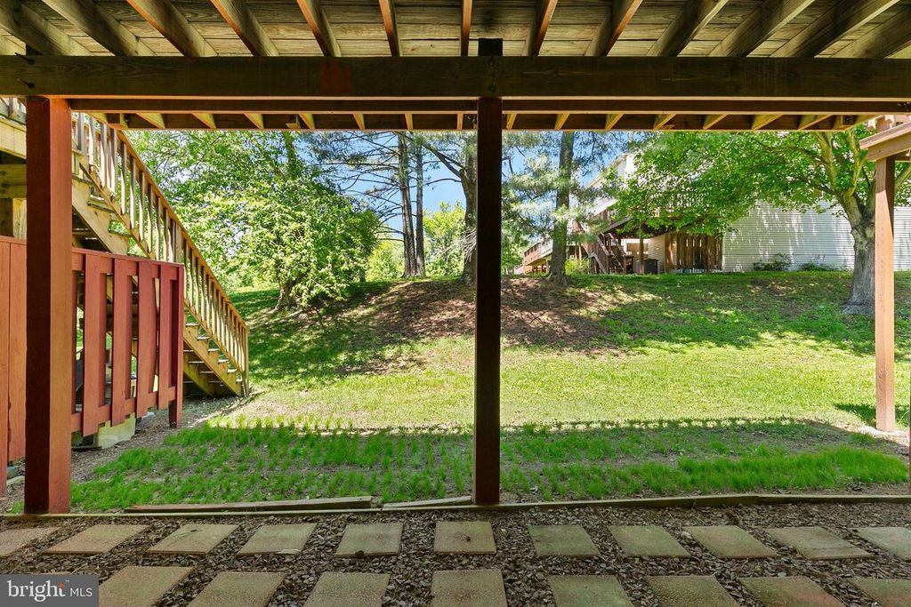 Image 38 of property listing at 4663 HALLOWED STRM, Ellicott City, MD 21042