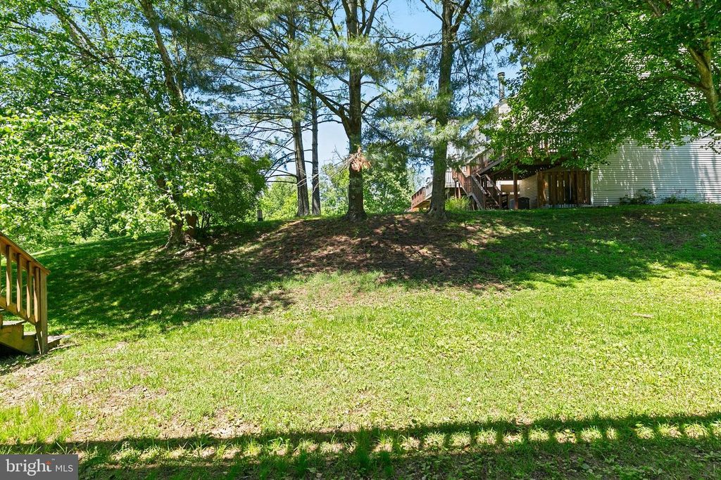 Image 39 of property listing at 4663 HALLOWED STRM, Ellicott City, MD 21042