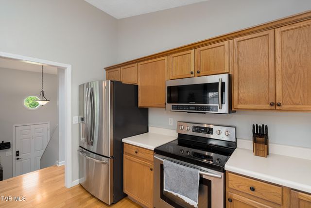 317 Chestnut Grove Church Road, Jonesborough, TN 37659
