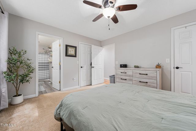 317 Chestnut Grove Church Road, Jonesborough, TN 37659