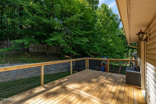 317 Chestnut Grove Church Road, Jonesborough, TN 37659