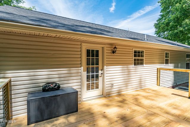 317 Chestnut Grove Church Road, Jonesborough, TN 37659