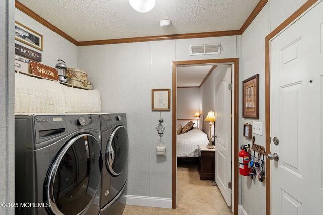 45 Beaver Avenue, Whiting, NJ 08759