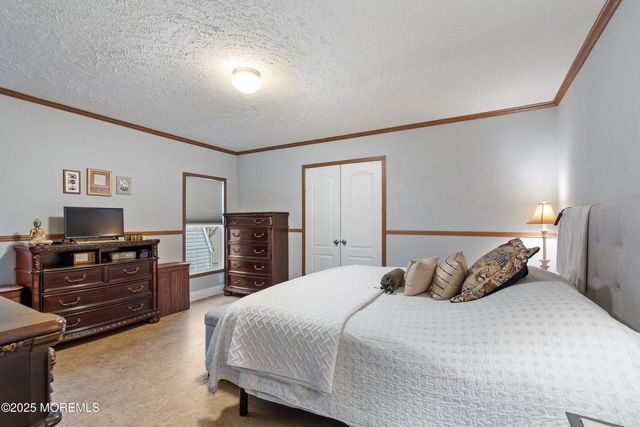 45 Beaver Avenue, Whiting, NJ 08759