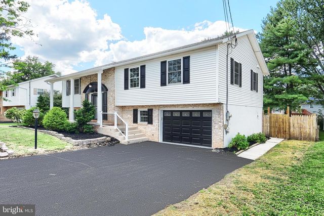 65 BAUGHER DR, Hanover, PA 17331