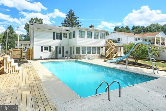 65 BAUGHER DR, Hanover, PA 17331