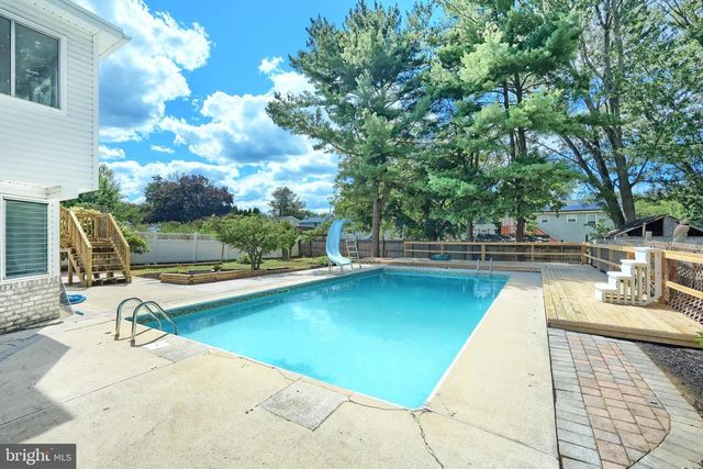 65 BAUGHER DR, Hanover, PA 17331