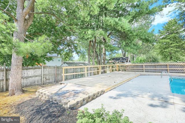 65 BAUGHER DR, Hanover, PA 17331