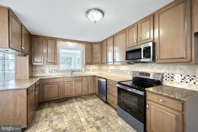65 BAUGHER DR, Hanover, PA 17331