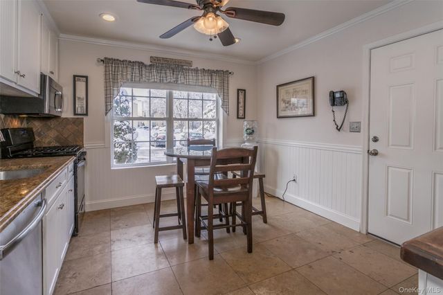 49 Olde Wagon Road, Warwick, NY 10990