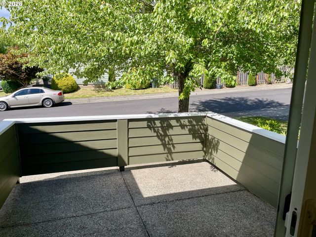 16760 Sw SOMES Ln, Beaverton, OR 97078