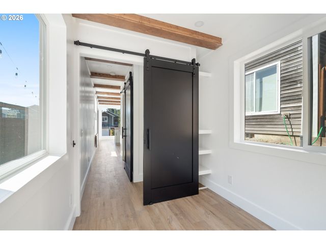 339 HILLSDALE St, Tillamook, OR 97141
