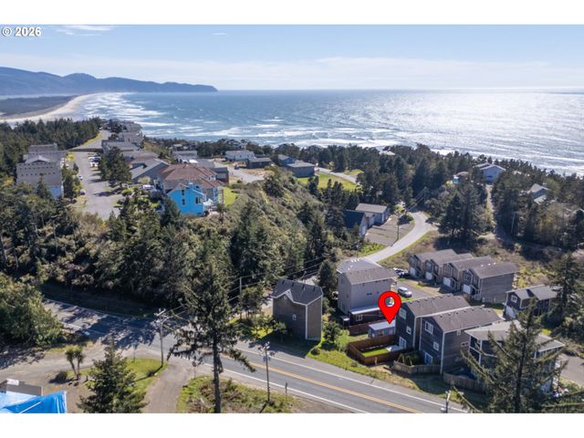 339 HILLSDALE St, Tillamook, OR 97141
