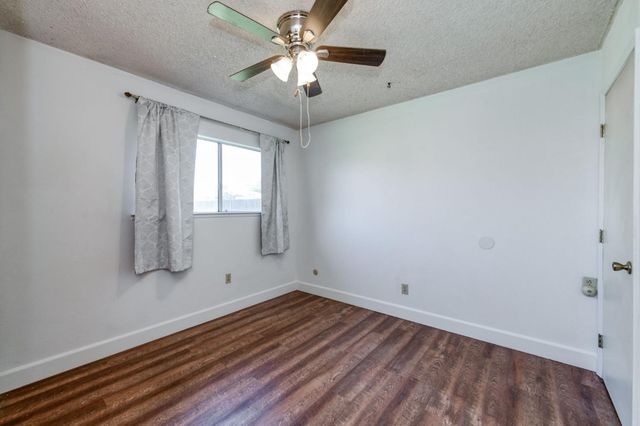 5927 E Garland Avenue, Fresno, CA 93727