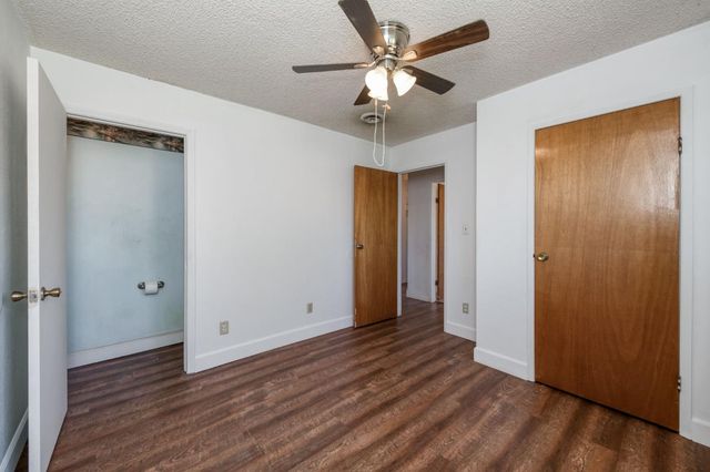 5927 E Garland Avenue, Fresno, CA 93727