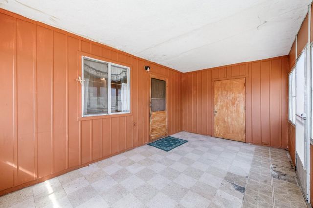 5927 E Garland Avenue, Fresno, CA 93727