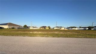 2932 NW 5th PL, Cape Coral, FL 33993