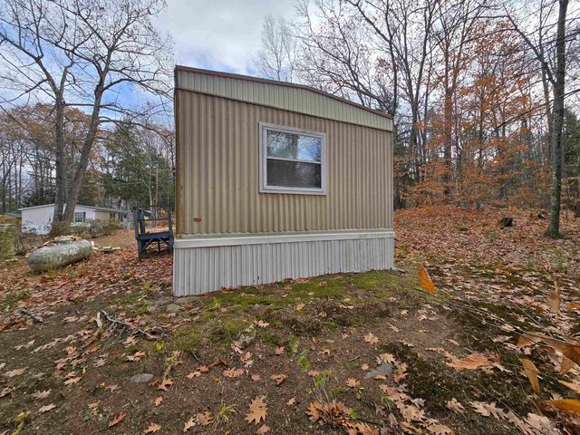 23 Liscomb Cir Unit 24, Gilford, NH 03249