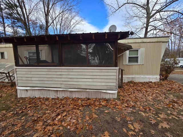 23 Liscomb Cir Unit 24, Gilford, NH 03249