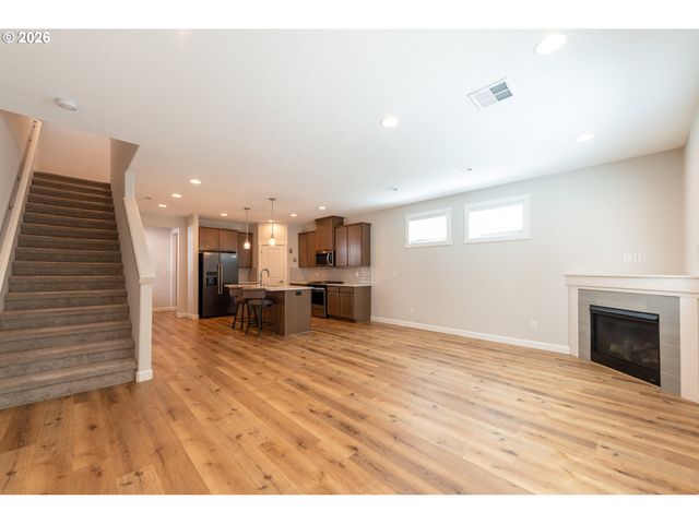 13716 Nw 7TH Pl, Vancouver, WA 98685