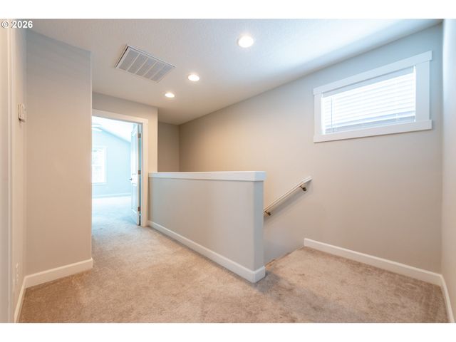 13716 Nw 7TH Pl, Vancouver, WA 98685