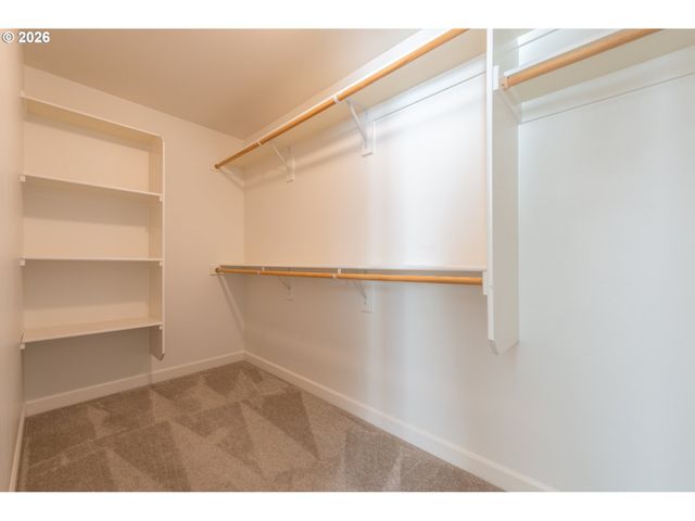 13716 Nw 7TH Pl, Vancouver, WA 98685