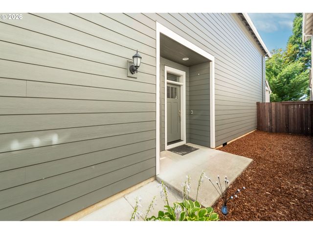 13716 Nw 7TH Pl, Vancouver, WA 98685